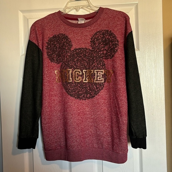 Disney women’s red and black crew neck sweater size medium - Picture 1 of 7